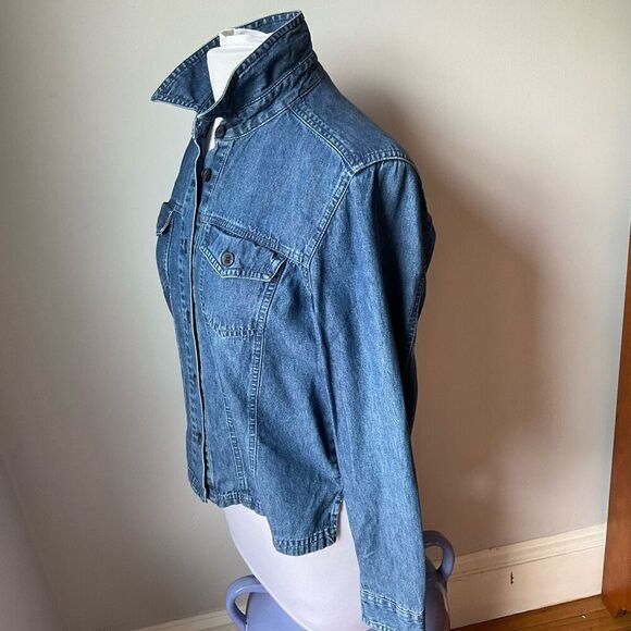 Lemongrass Denim Button Up, Small. Coastal Cowgirl, Minimalist - Picture 7 of 11